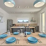 Aura Villa *