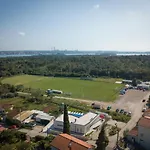Villa Aura *