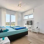 Vila Aura